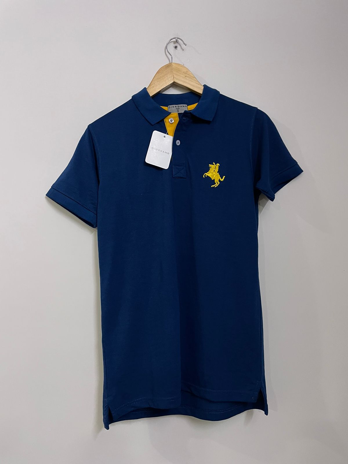 Giordano Polo - Premium Quality - Soft Pique Fabric - Medium Size only