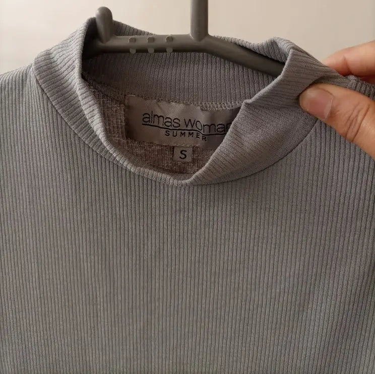 Almas Original Mock Neck Tee Shirt - ln Fine Quality PK