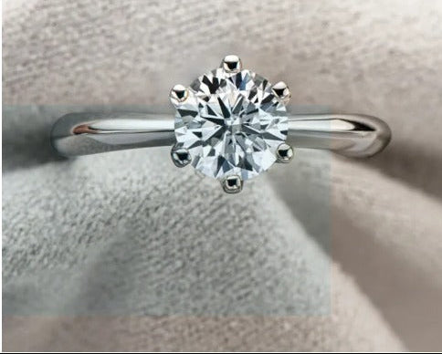"Adjustable Silver Zircon Ring 💍 Best Gift in Box!"