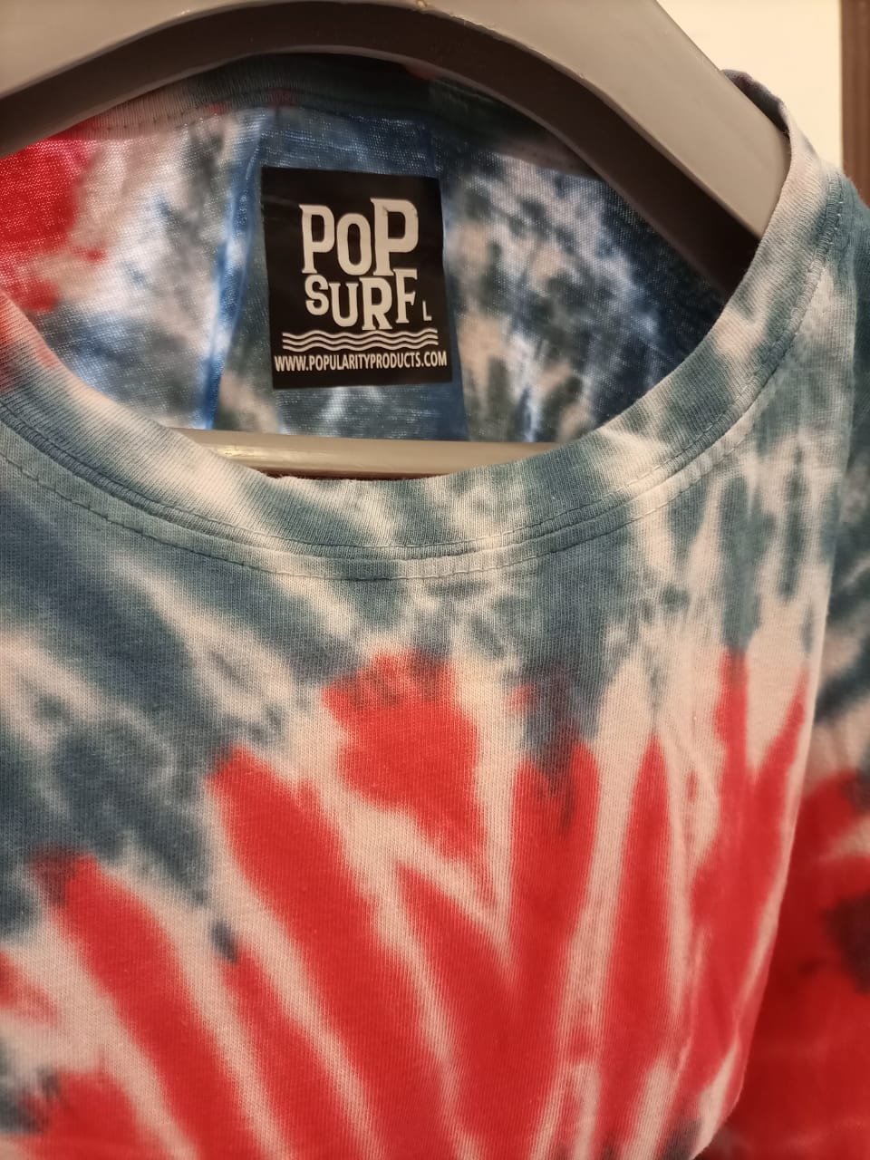 PoPSurf Eye Catching Tie Dye Tee shirt for Women (Red and Blue)