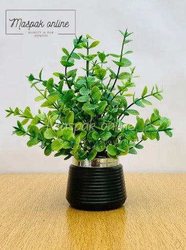 🌿 Artificial Wild Plant with Black / White Pot: Washable and Perfect for Home and Office Decoration! 🏠💼